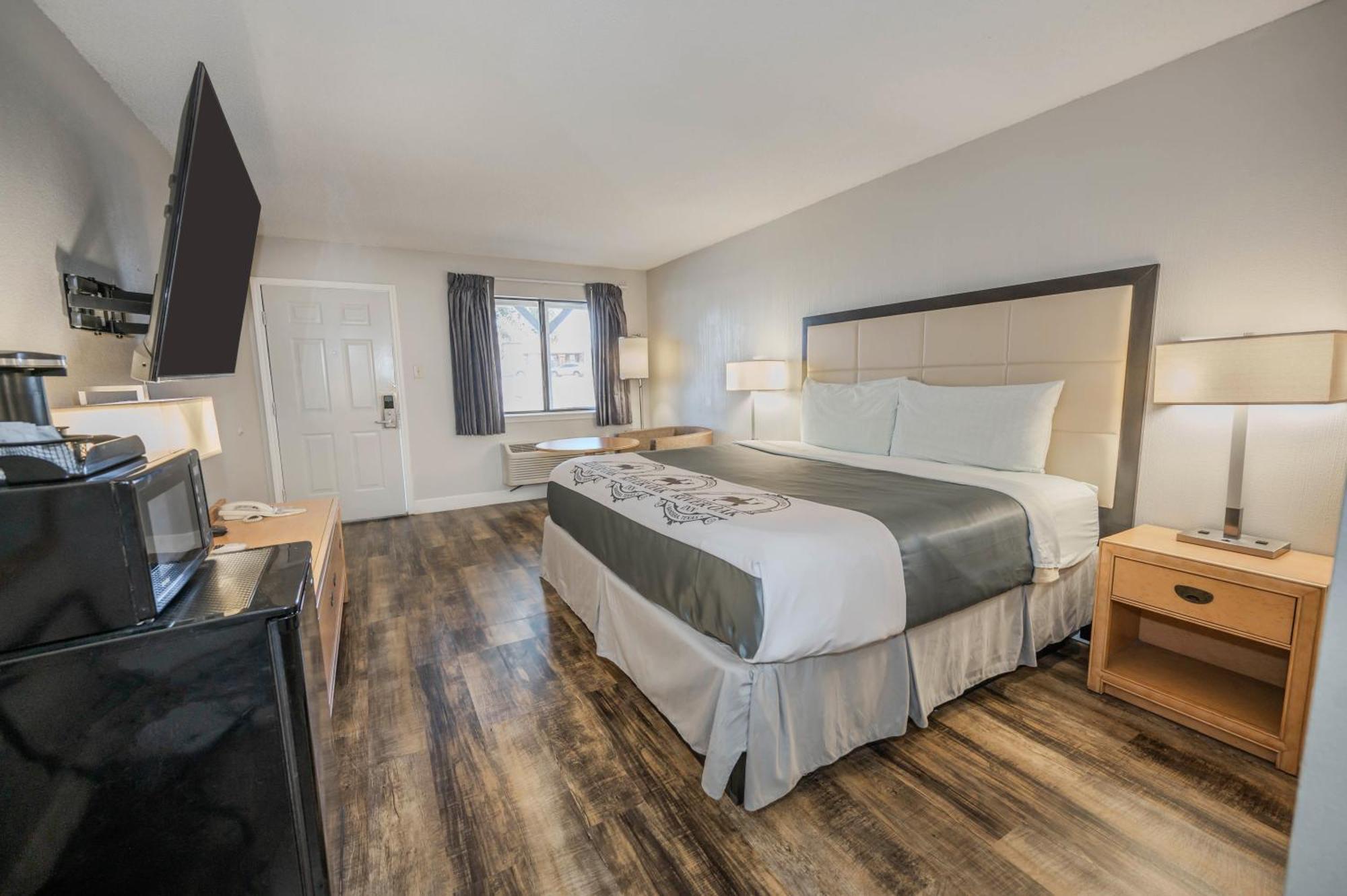 River Oak Inn Бандера Екстериор снимка